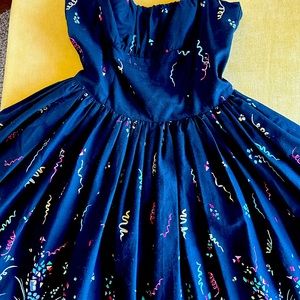 Bernie Dexter Dress~ Size Medium New condition~ $75